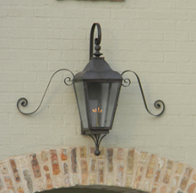 St. James Lighting Brunswick - black powder - Brunswick Copper Gas Lantern with Mustache Curls 